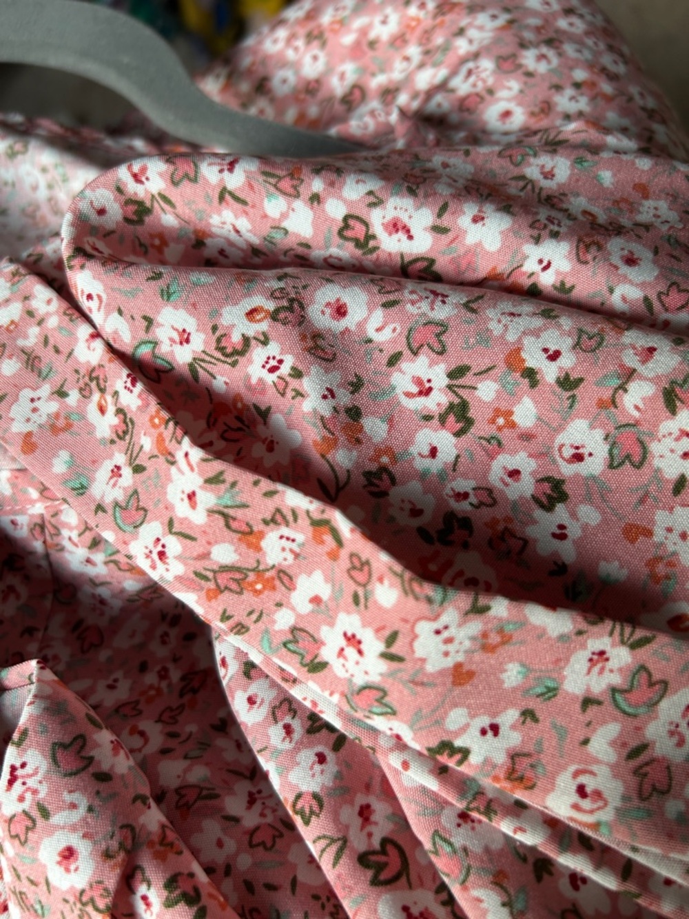 Women's Pink Floral Button-Front Blouse - Picture 4 of 5